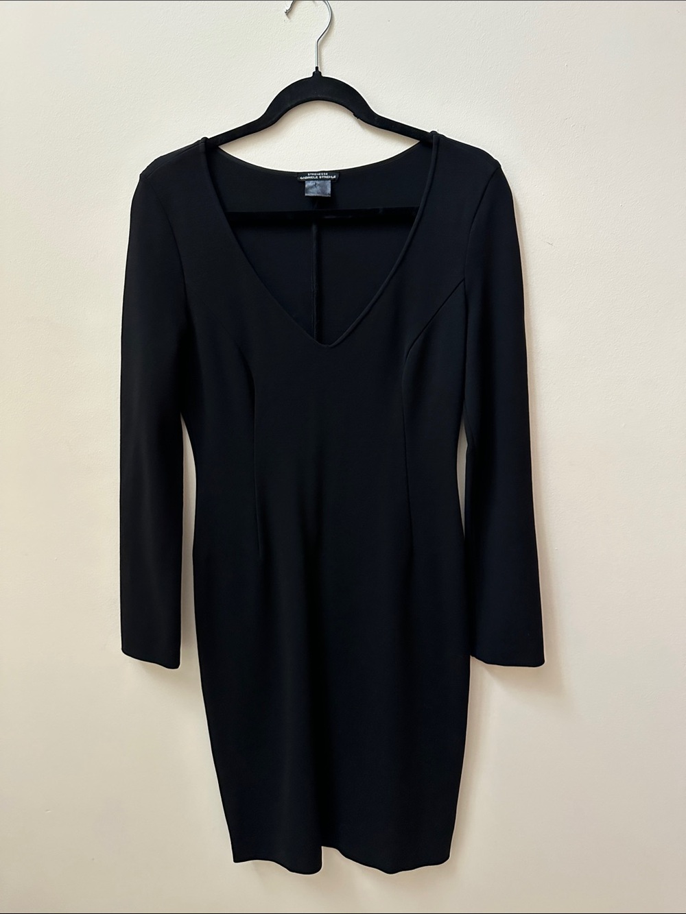 Strenesse Black Long-Sleeve V-Neck Dress